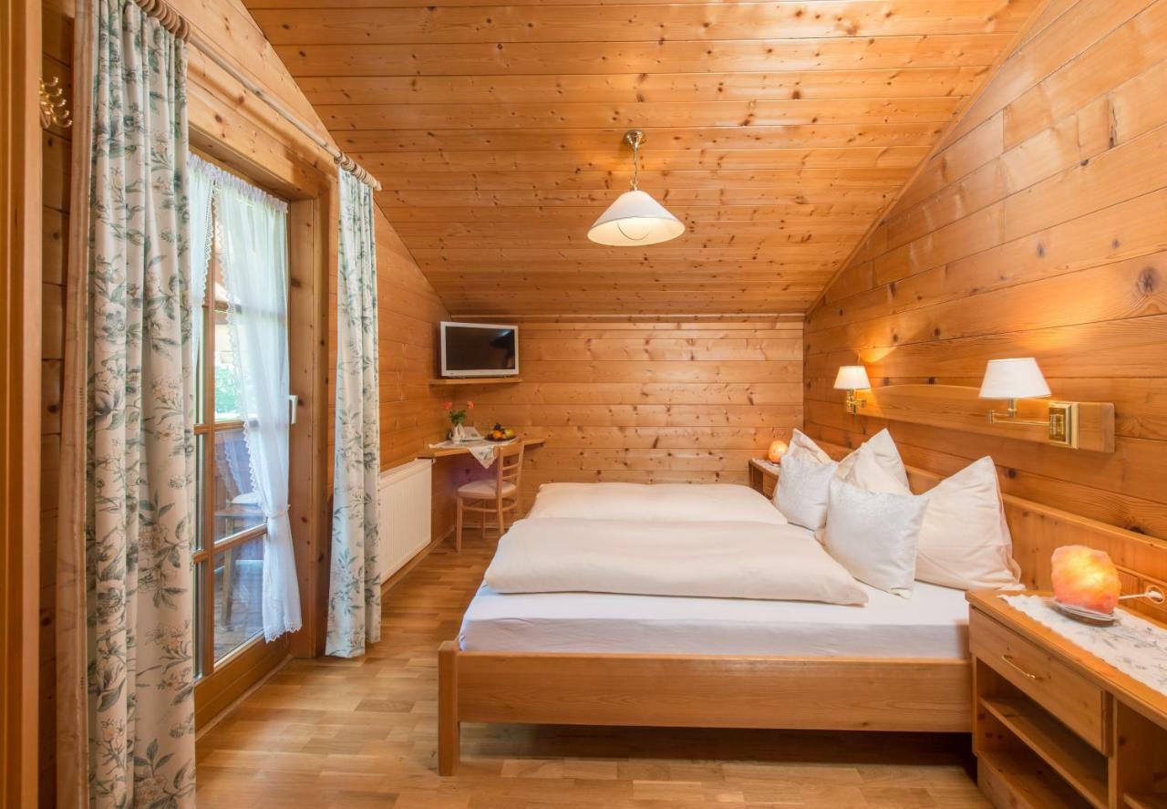 Bio-Holzhaus Und Landhaus Heimat Ramsau am Dachstein Eksteriør billede